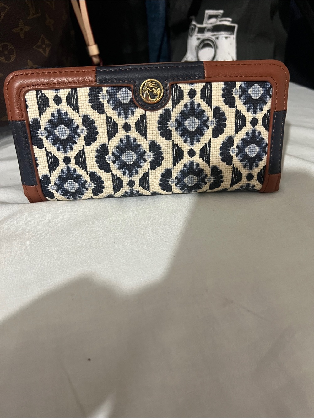 Spartina 449 Navy, Cream & Brown Raffia-Style Zip Wallet